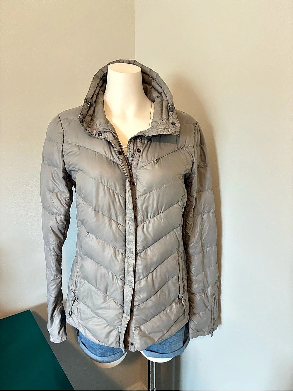 Gap ColdControl Lite Chevron Puffer Jacket Gray Tall
